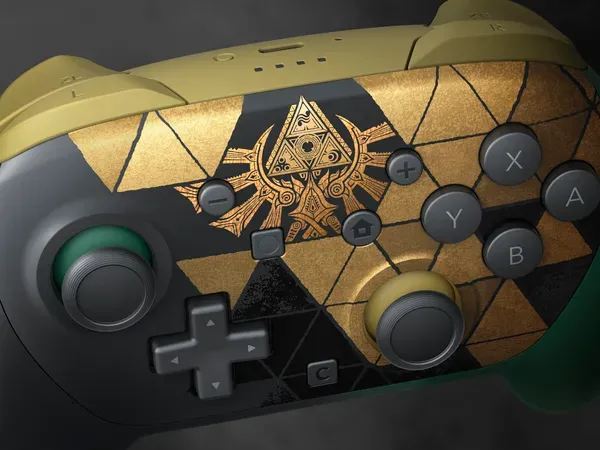 2055016c57218286c1d0352da0c17aa567baced0_NS2_TheLegendofZelda40thEdition_ProController_08.webp