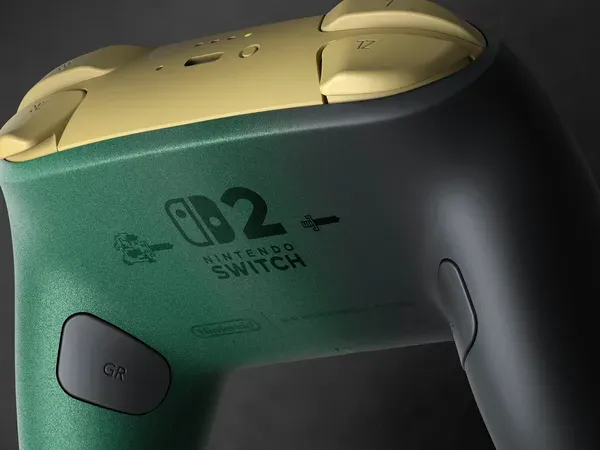 175be046c16fc8f13f29d08d2ed02837197ece30_NS2_TheLegendofZelda40thEdition_ProController_10.webp